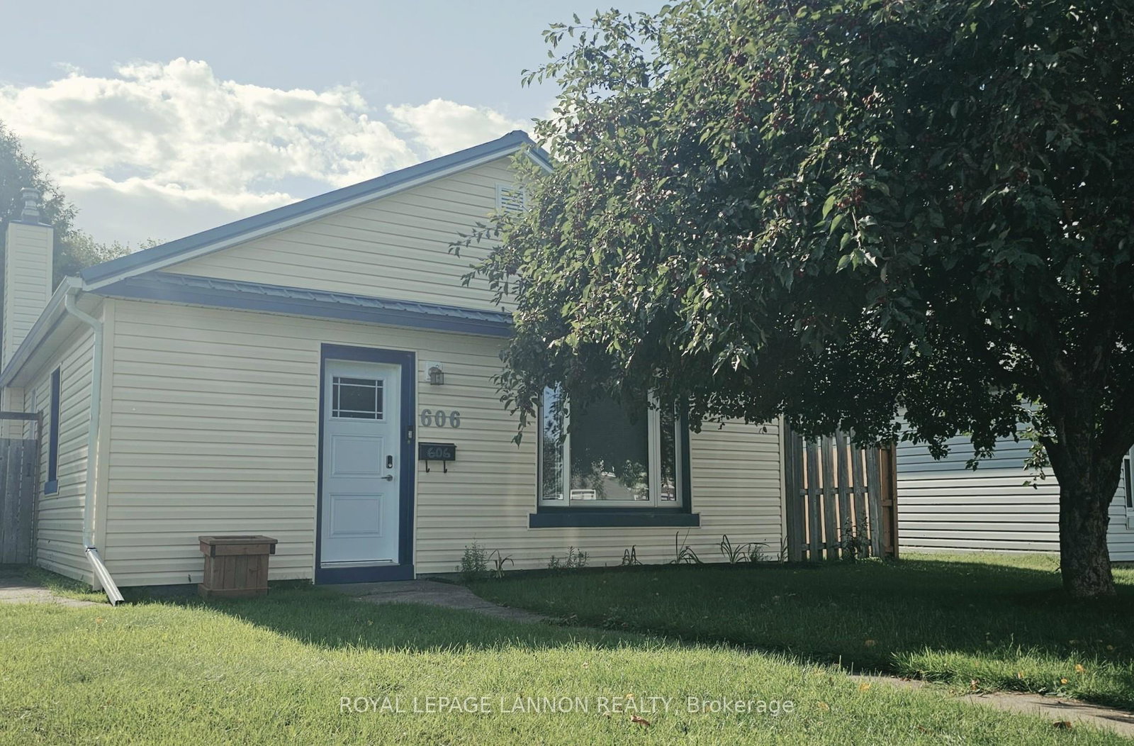 606-kingsway-thunder-bay-ontario-x13714144
