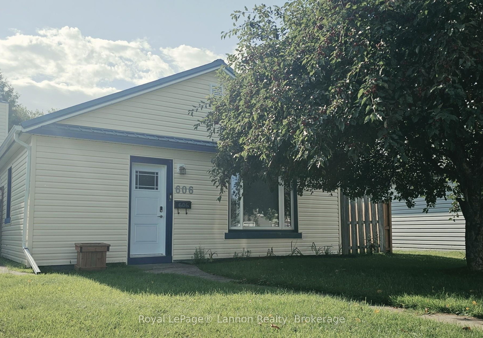 606-kingsway-thunder-bay-ontario-x13714144