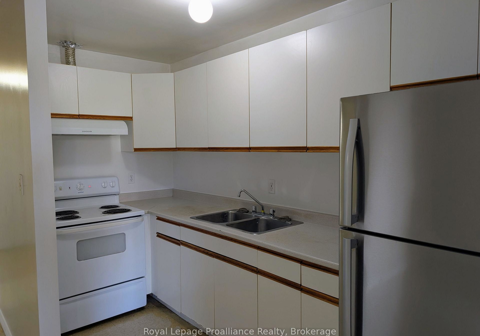 328-aylmer-street-peterborough-ontario-x13714210