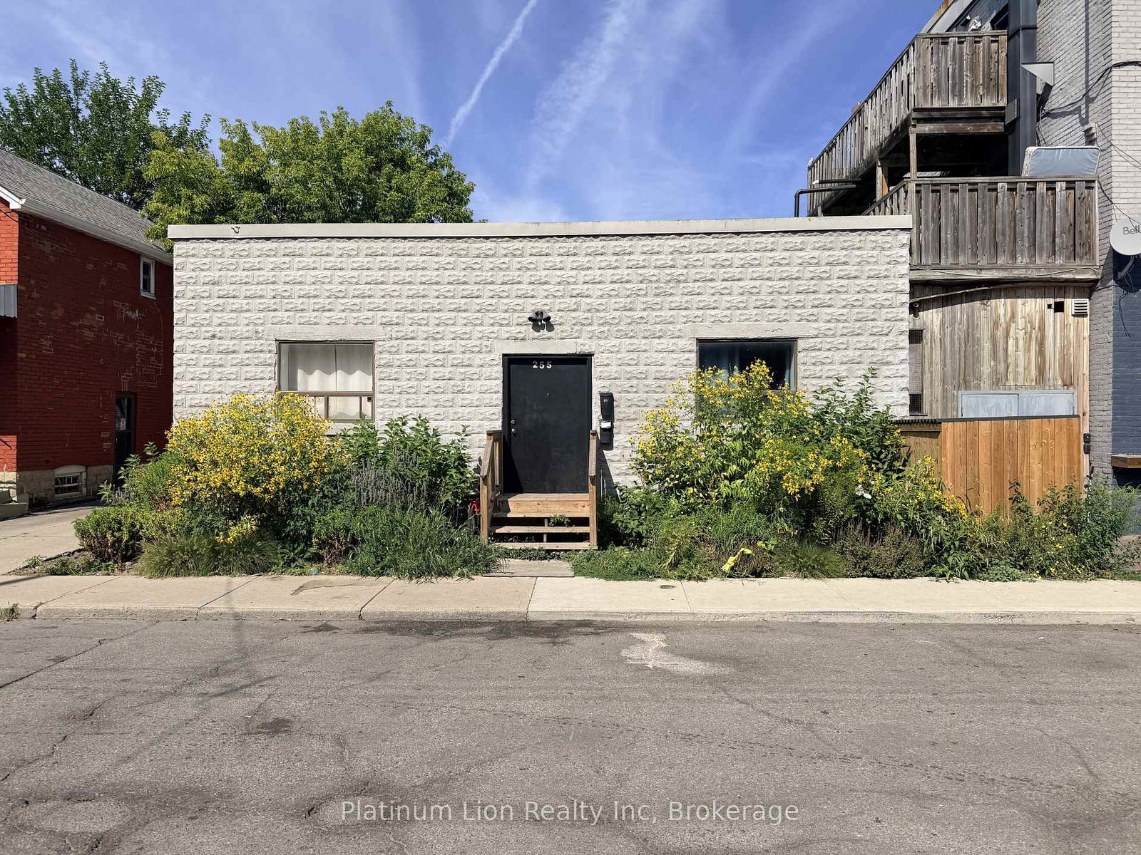 25emerald-street-n-hamilton-ontario-x13714232