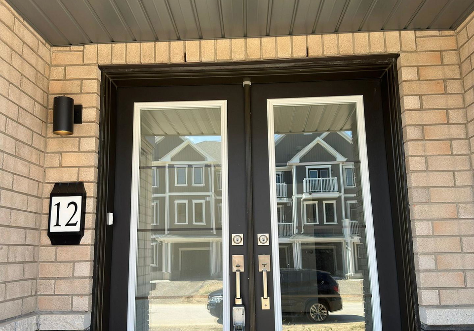 12-kensington-road-haldimand-ontario-x13714244