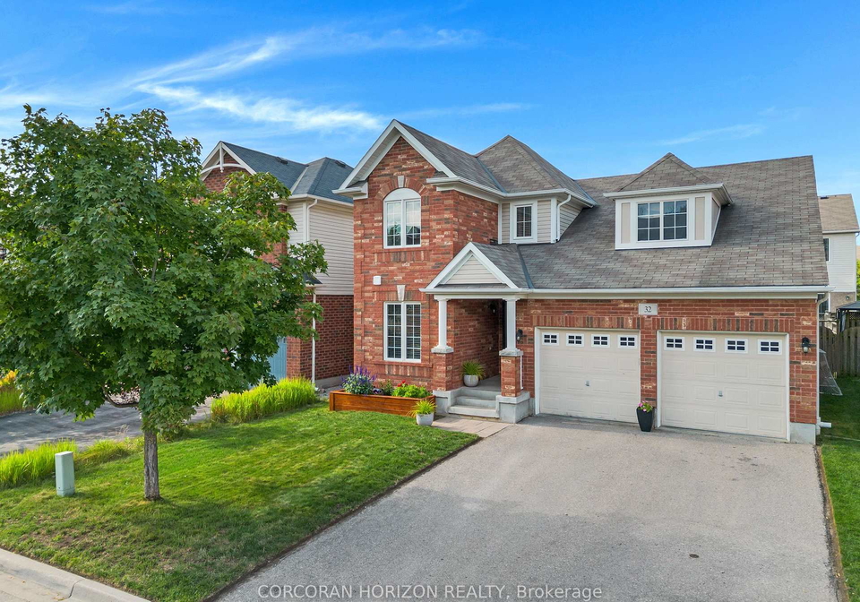 32-chase-crescent-cambridge-ontario-x13714286