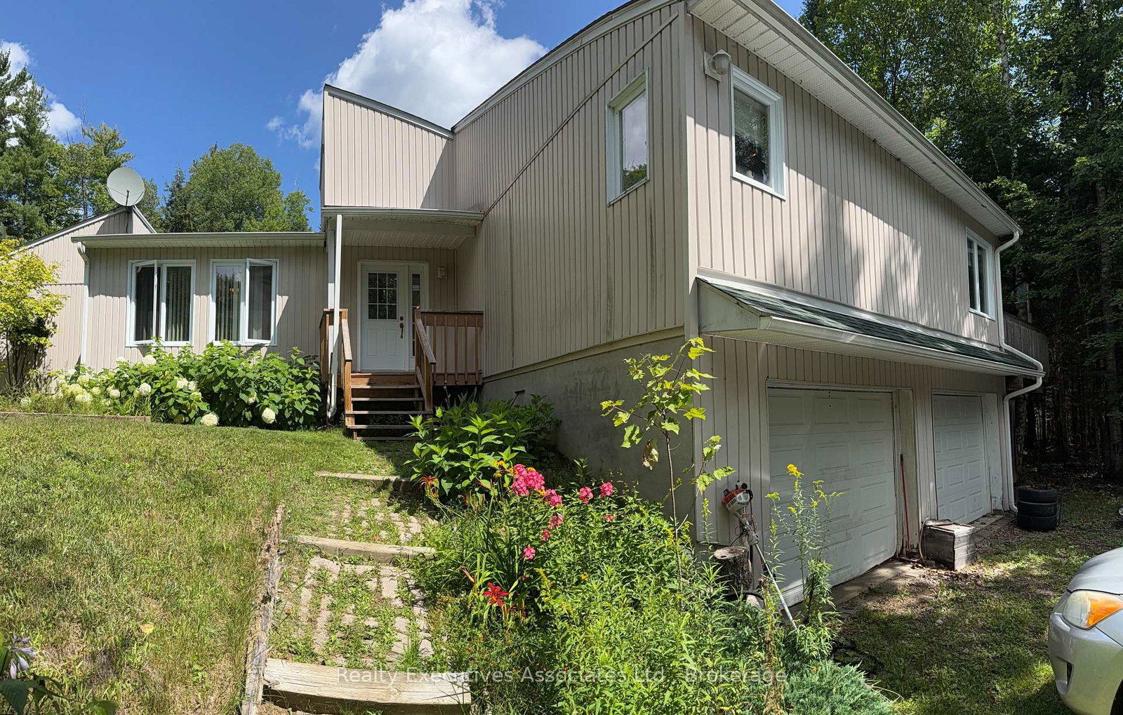 32739-28-highway-e-bancroft-ontario-x13714536