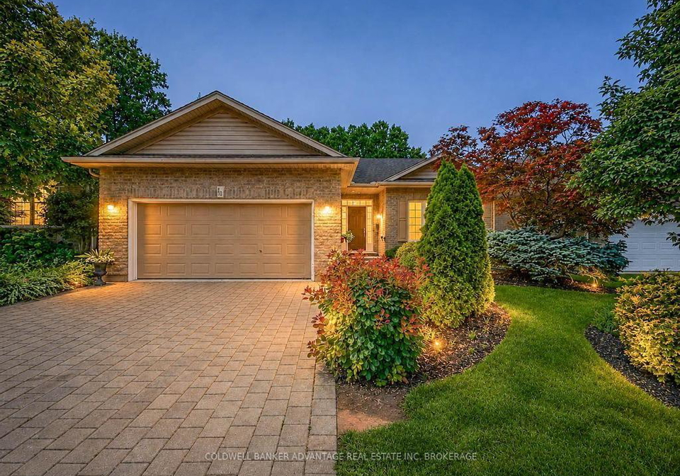 10-stonegate-place-pelham-ontario-x13714648