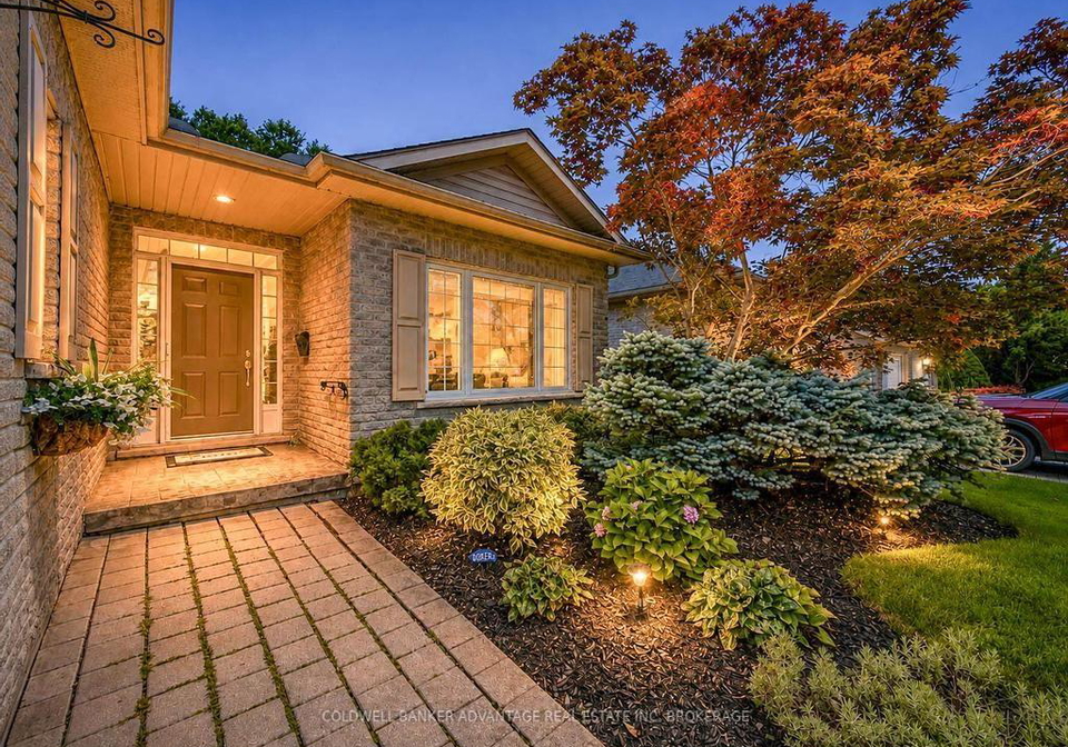 10-stonegate-place-pelham-ontario-x13714648