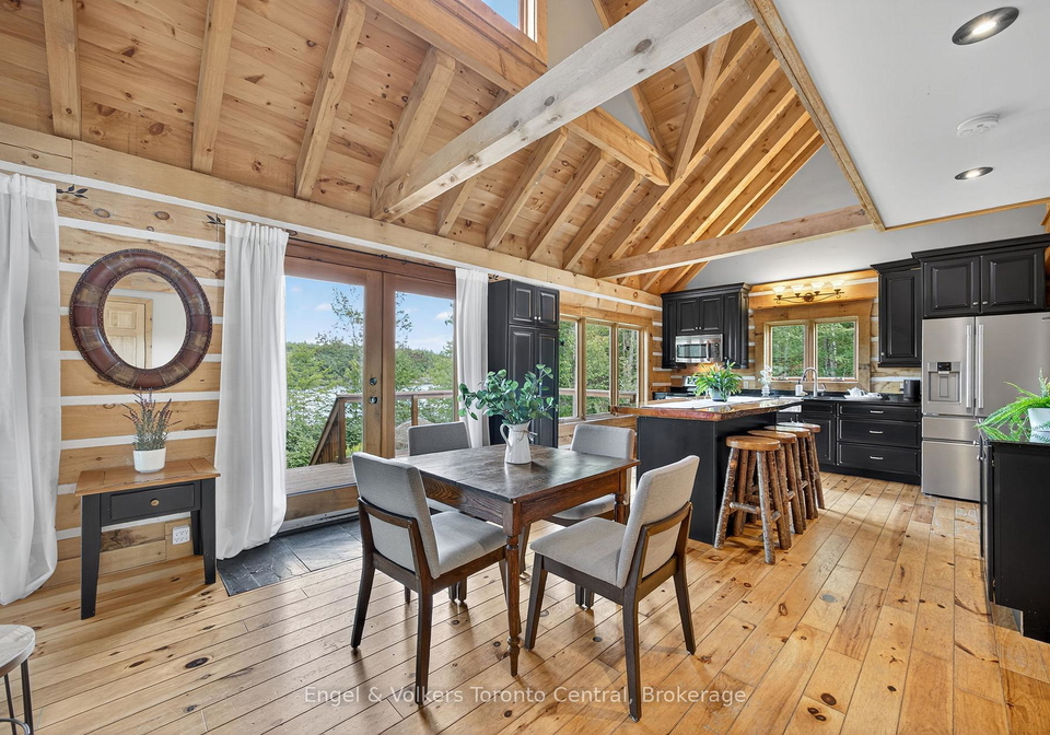 1042-amanda-lane-gravenhurst-ontario-x13714670