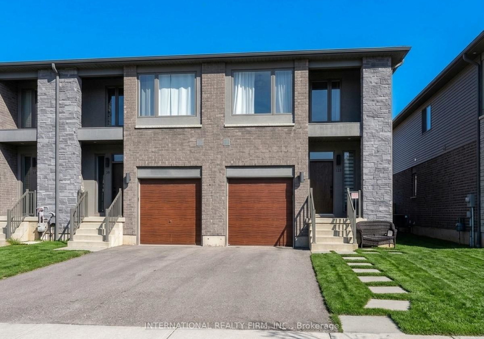 134-bedrock-drive-hamilton-ontario-x13714678