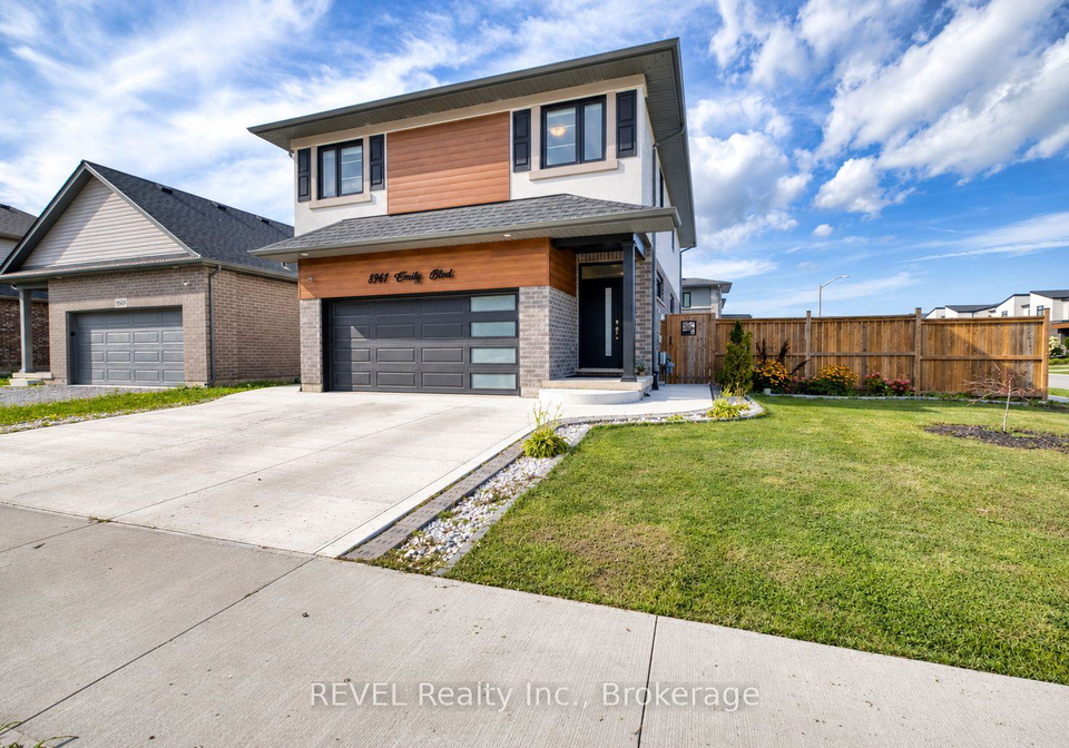 8961-emily-boulevard-niagara-falls-ontario-x13714738