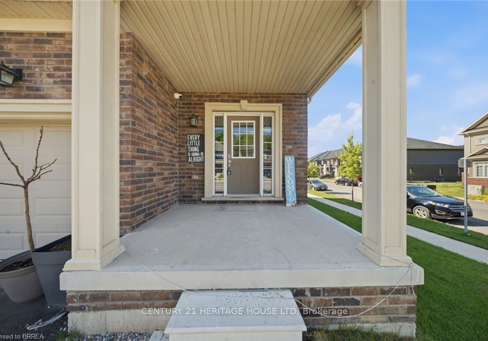 18-macklin-street-brantford-ontario-x13714986