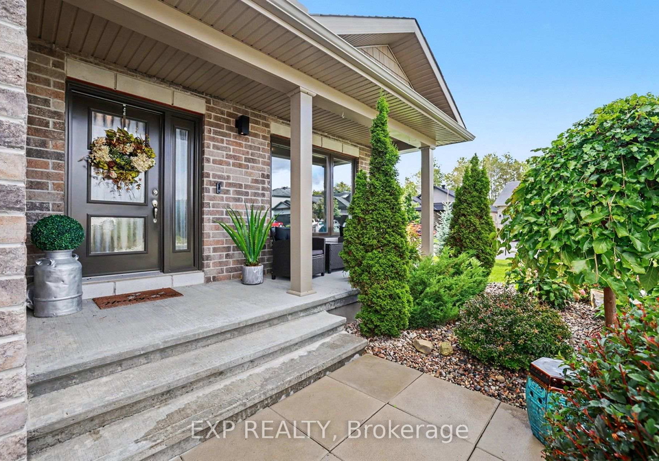 114-walsh-street-mississippi-mills-ontario-x13715010