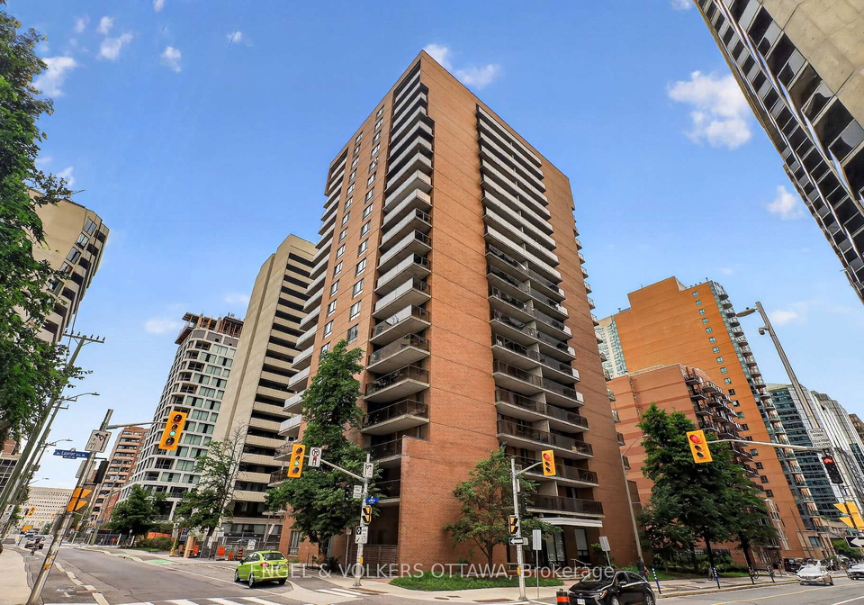 475-laurier-avenue-w-ottawa-ontario-x13715130