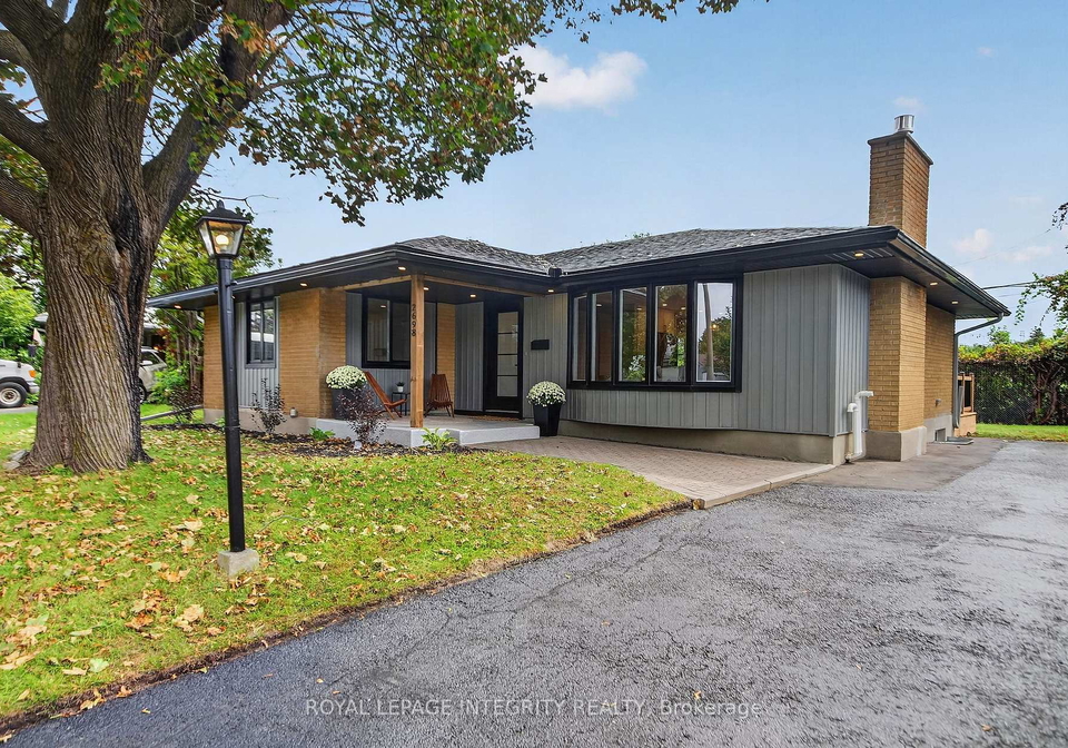 2698-ulster-crescent-ottawa-ontario-x13715160