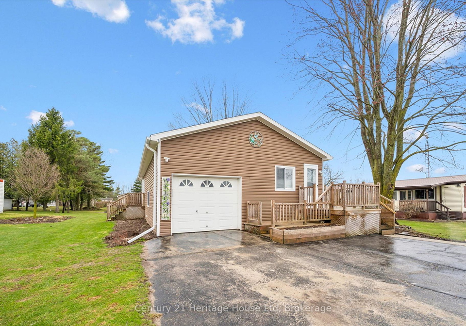 25-fourth-avenue-wellington-north-ontario-x13715224