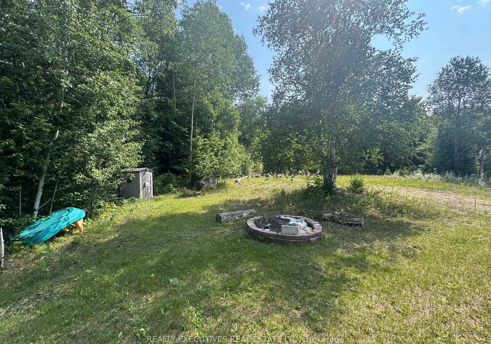0-black-creek-road-n-lanark-highlands-ontario-x13715240
