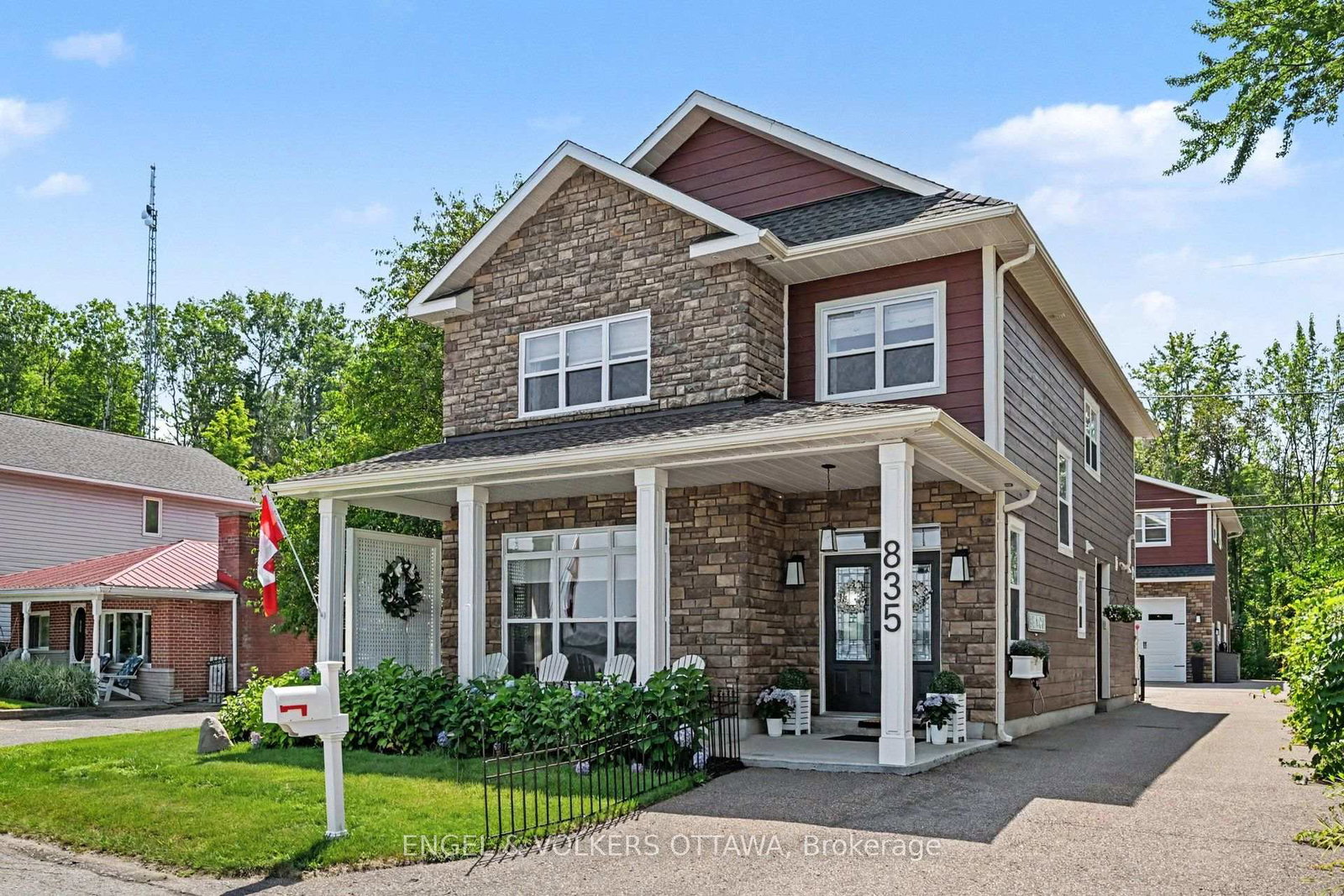 835-archibald-street-mcnabbraeside-ontario-x13715318