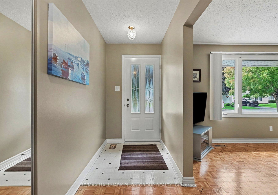 496-tisdale-crescent-ottawa-ontario-x13715364
