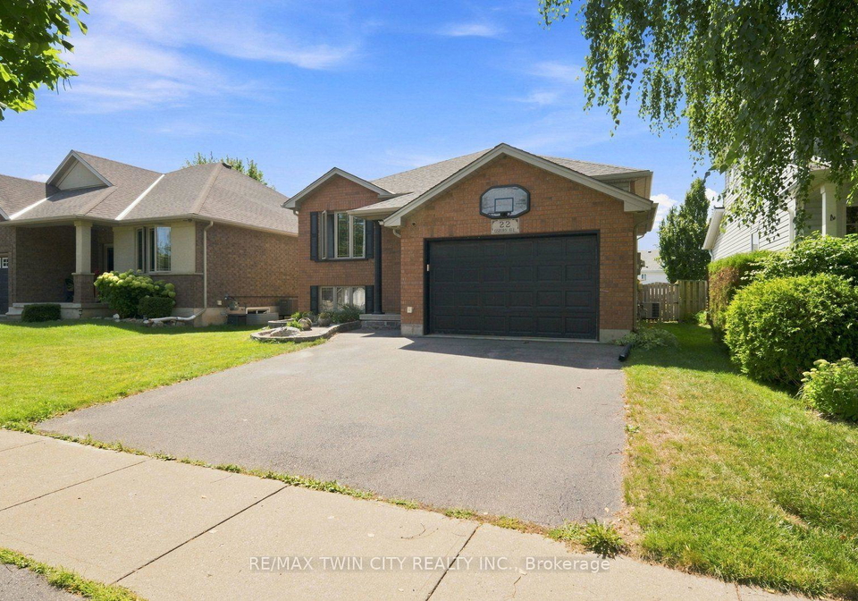 22-osborn-avenue-brantford-ontario-x13715368