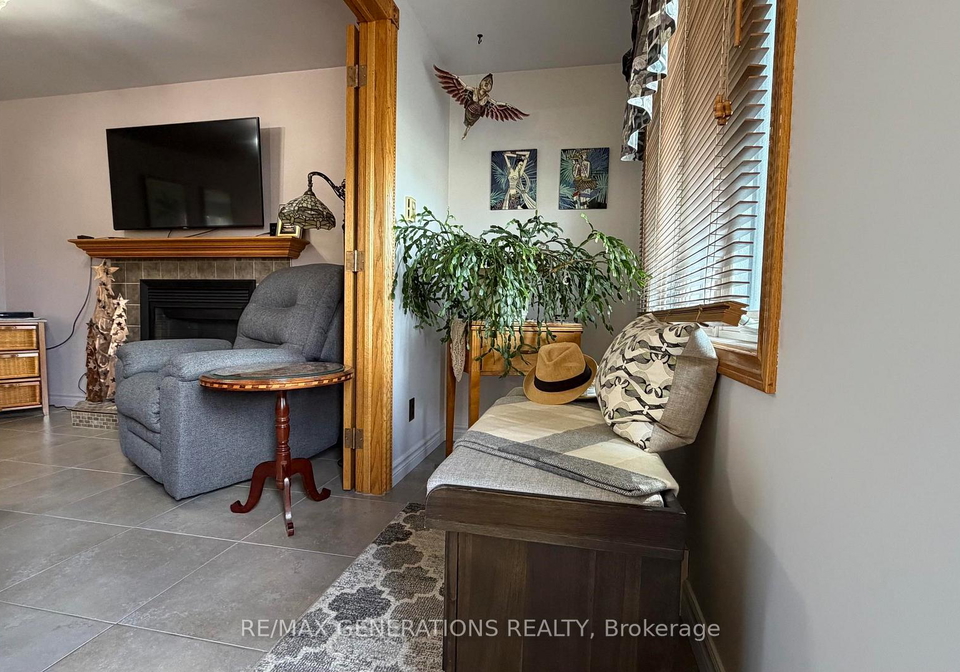27-superior-avenue-terrace-bay-ontario-x13715406