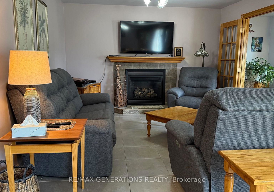 27-superior-avenue-terrace-bay-ontario-x13715406
