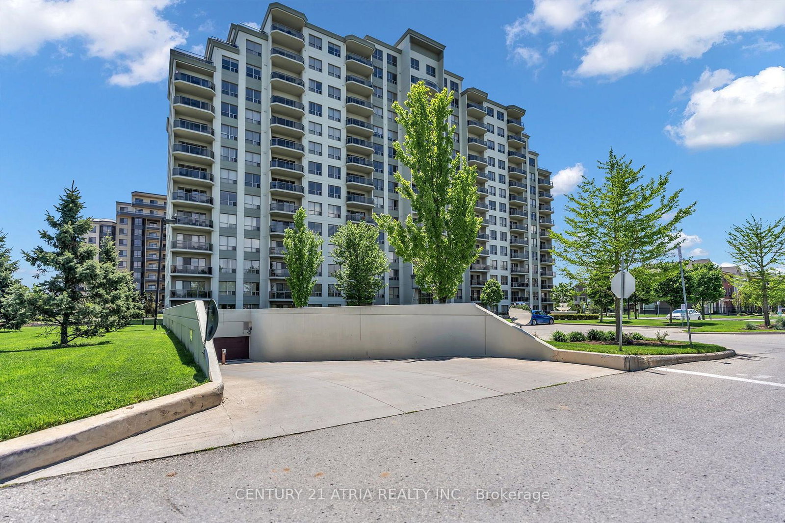 1030-coronation-drive-london-north-ontario-x13715476