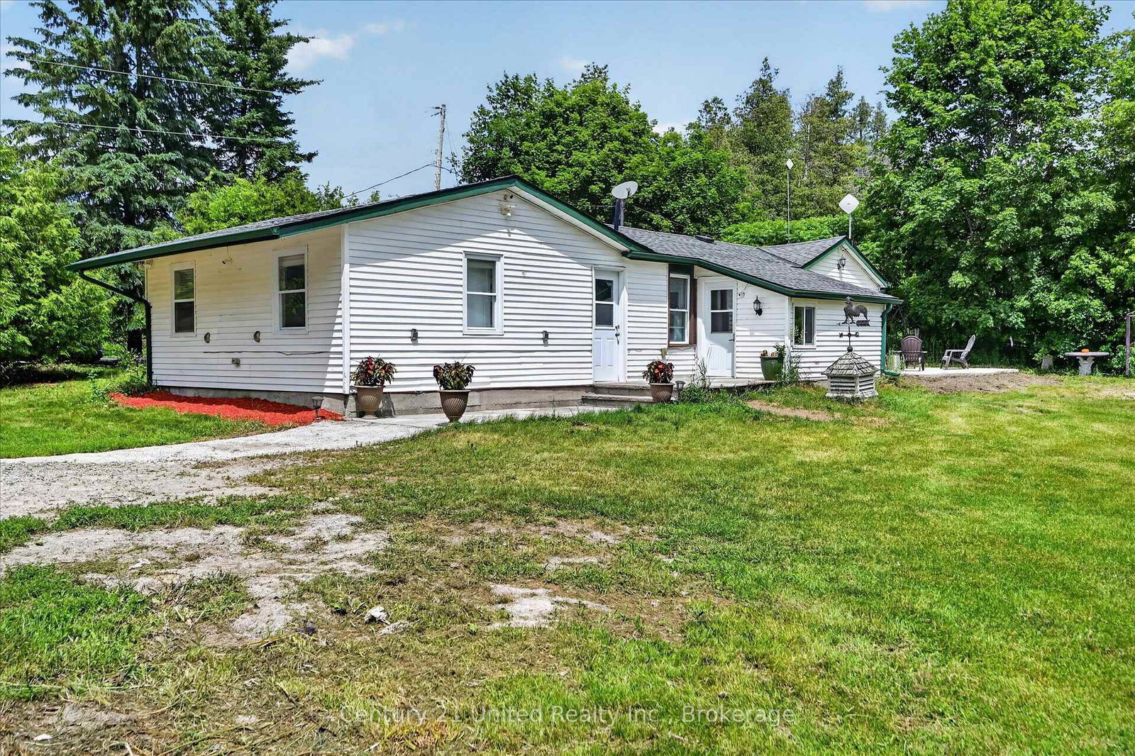 93-loop-line-kawartha-lakes-ontario-x13715482