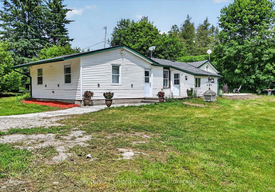 93-loop-line-kawartha-lakes-ontario-x13715482