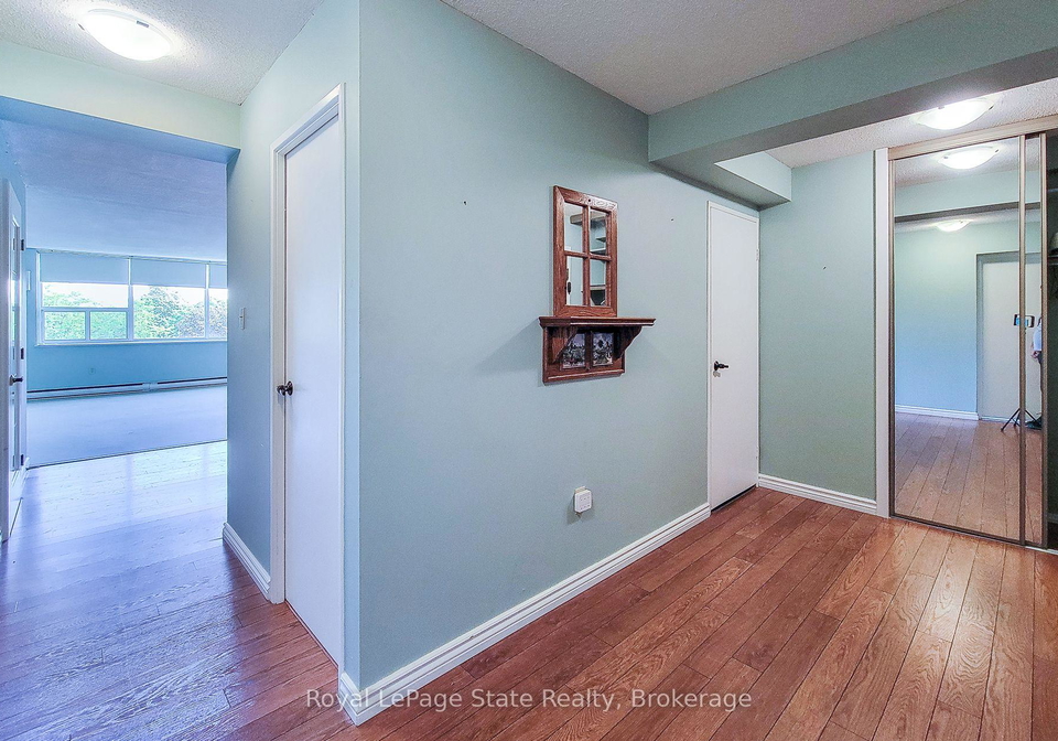28-robinson-street-n-grimsby-ontario-x13715550