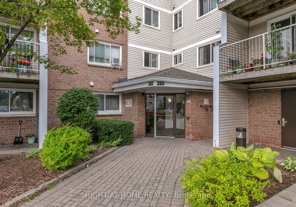 280-brittany-drive-ottawa-ontario-x13715582