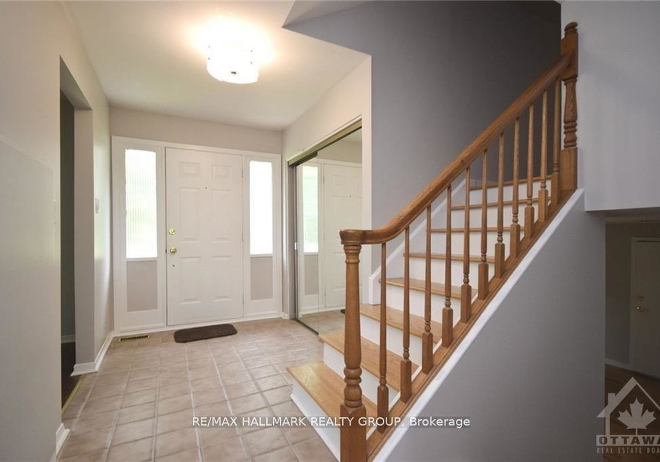 14-whippoorwill-drive-ottawa-ontario-x13715700