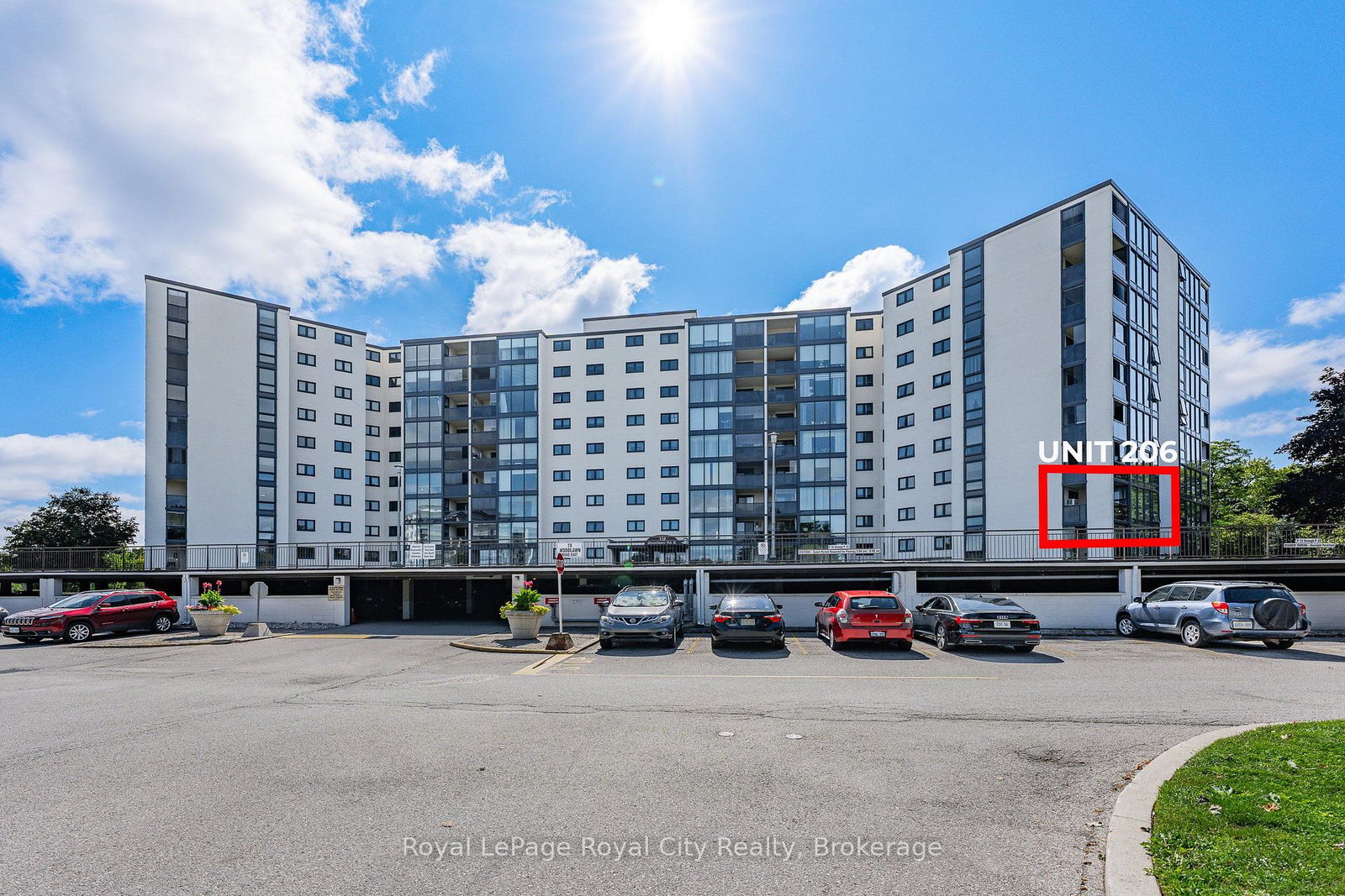 19-woodlawn-road-e-guelph-ontario-x13715776
