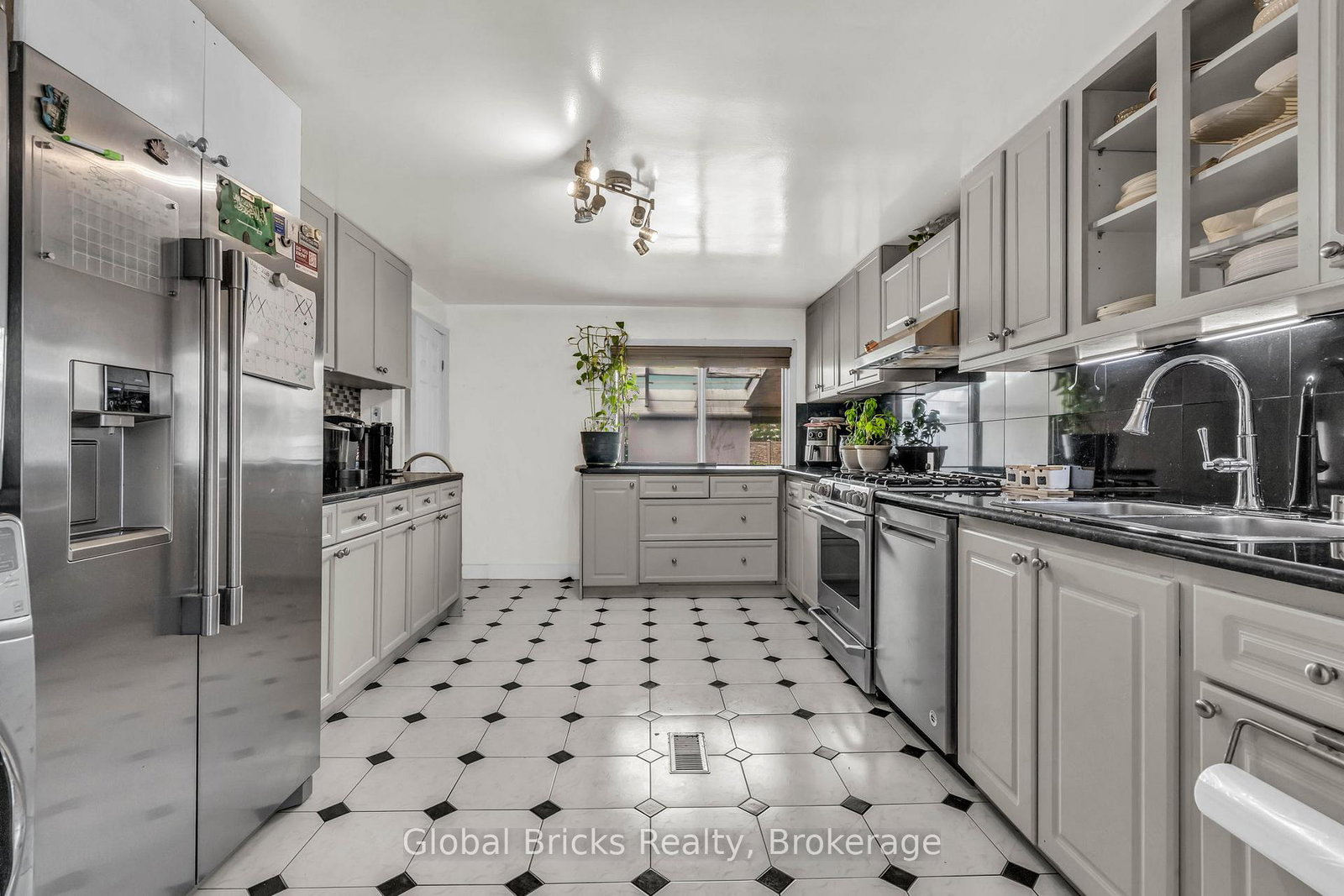 277-short-avenue-s-london-east-ontario-x13715818
