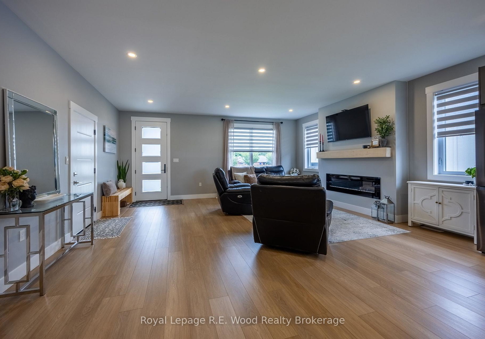 7-sycamore-drive-tillsonburg-ontario-x13715844