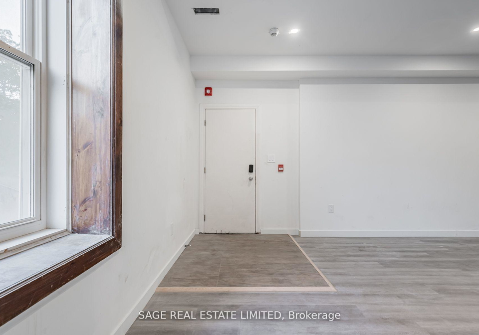 14-cross-street-hamilton-ontario-x13716078