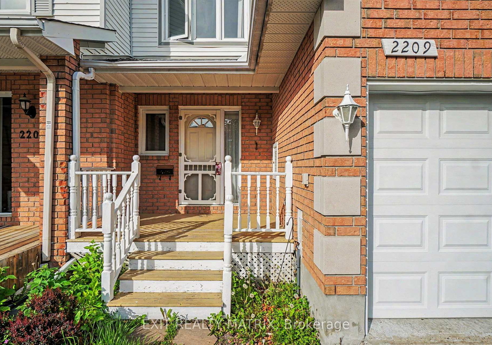 2209-saturn-crescent-ottawa-ontario-x13716108
