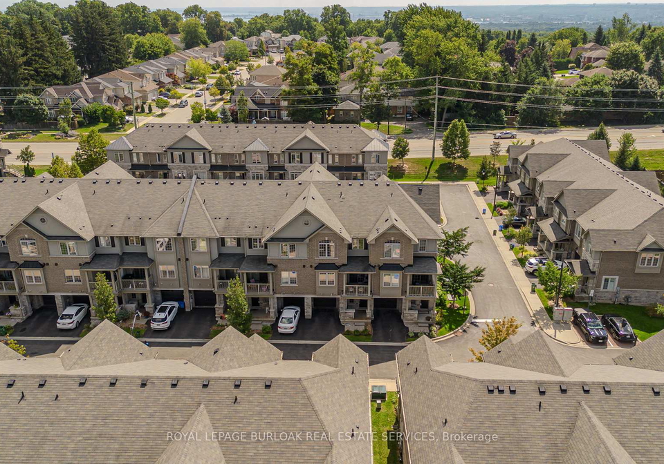 215-dundas-street-e-hamilton-ontario-x13716136