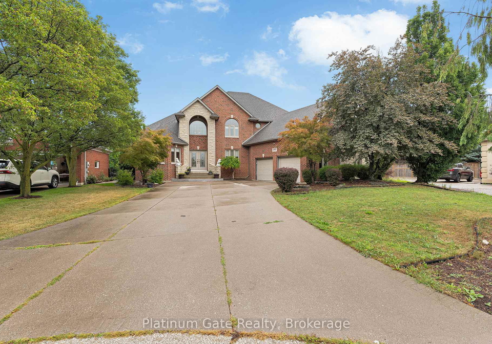 150-seymour-crescent-lakeshore-ontario-x13716244