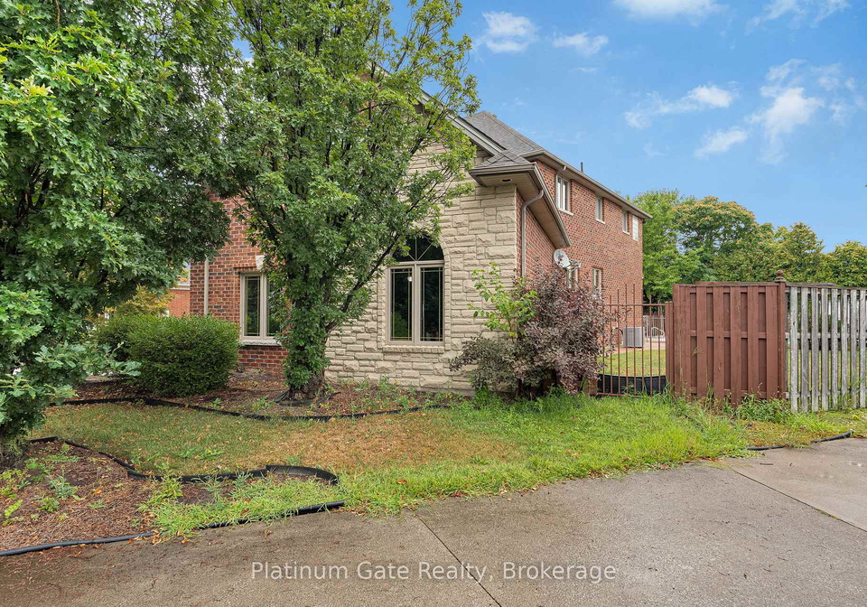 150-seymour-crescent-lakeshore-ontario-x13716244
