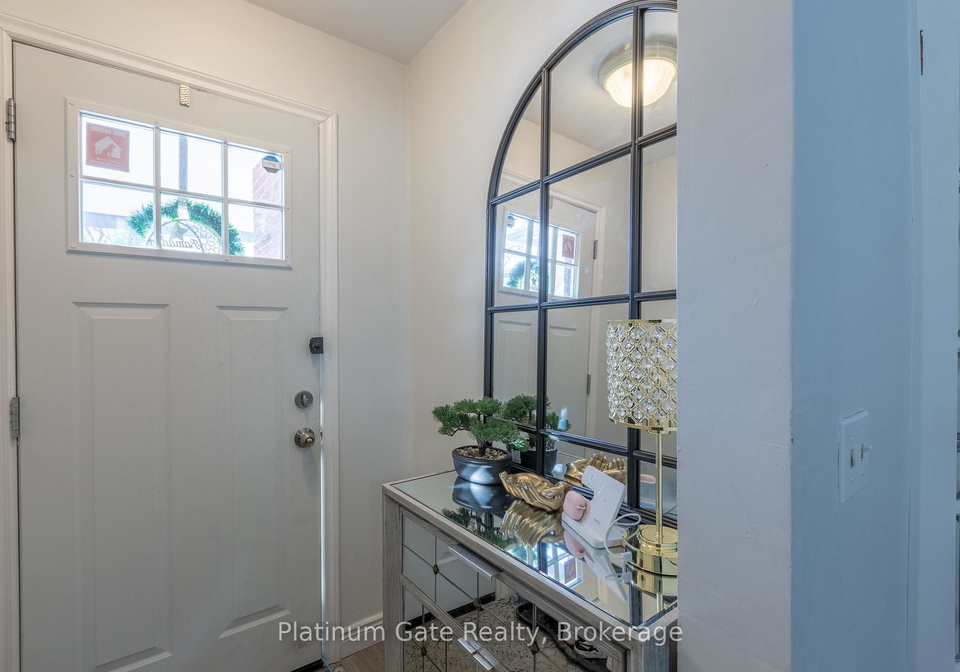 1036-40-gladstone-avenue-windsor-ontario-x13716250