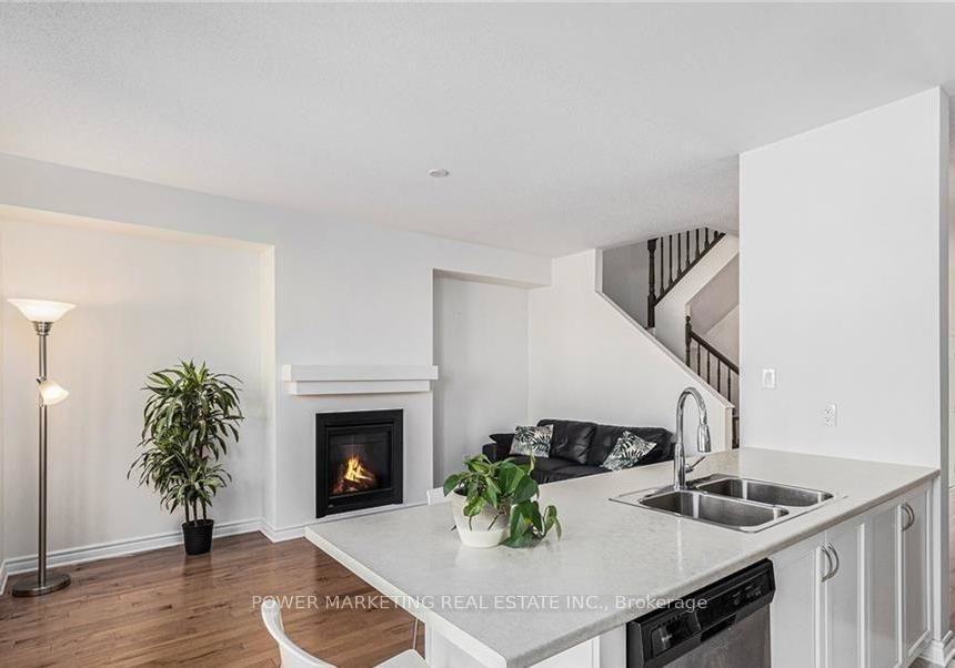 932-kilbirnie-drive-ottawa-ontario-x13716334