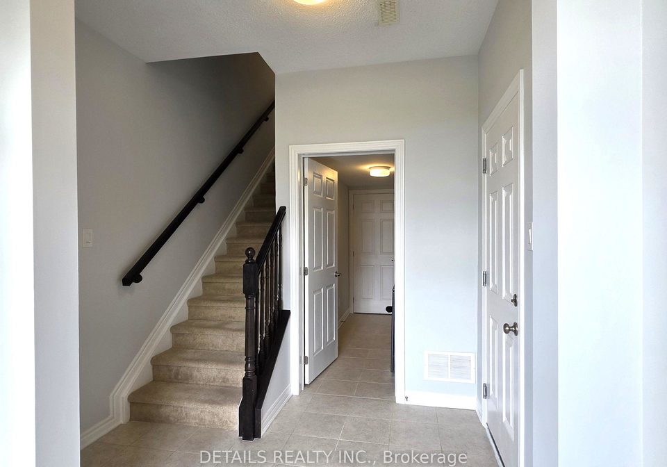 203-hibernian-walk-kanata-ontario-x13716420