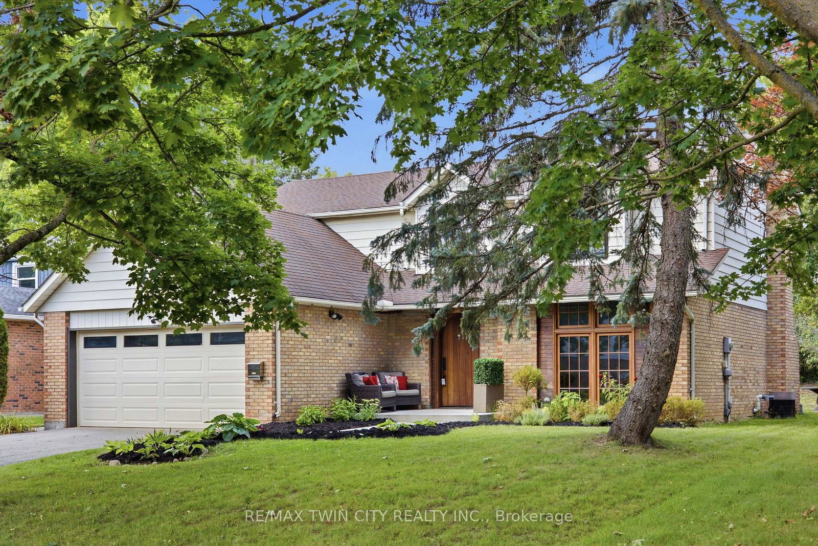 416-clairbrook-crescent-waterloo-ontario-x13716584