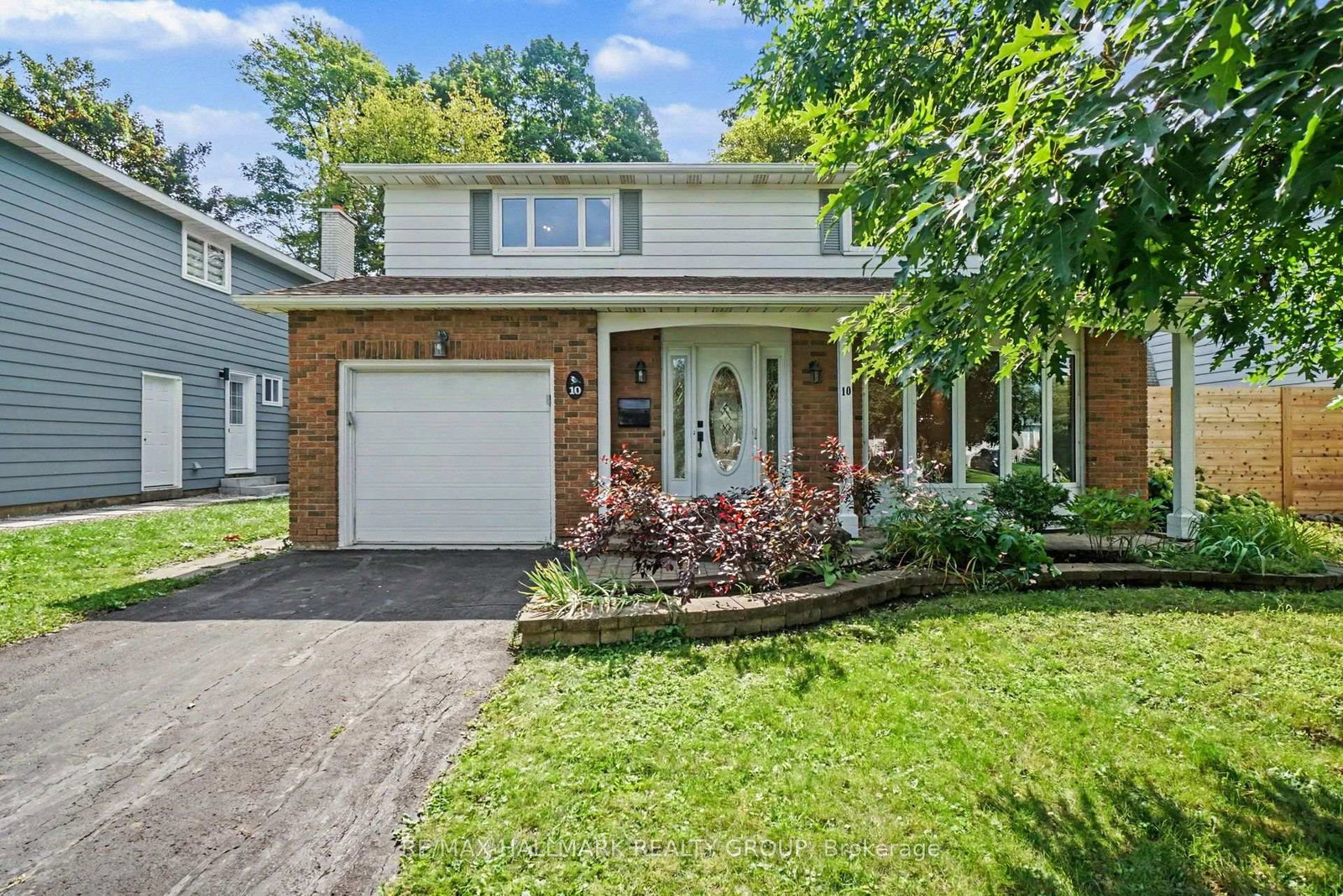 10-woodview-crescent-ottawa-ontario-x13716696