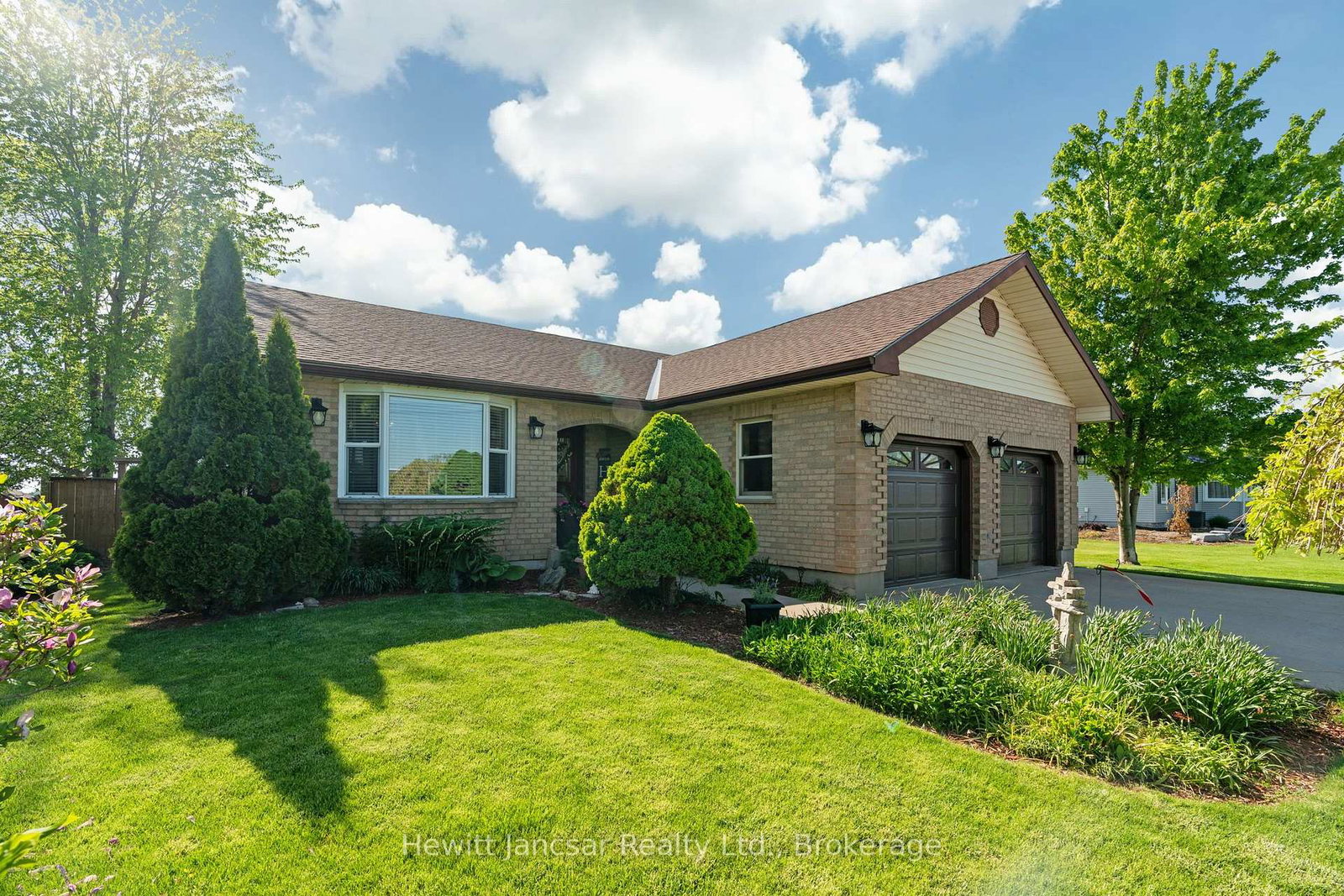 34381-denfield-road-lucan-biddulph-ontario-x13716824
