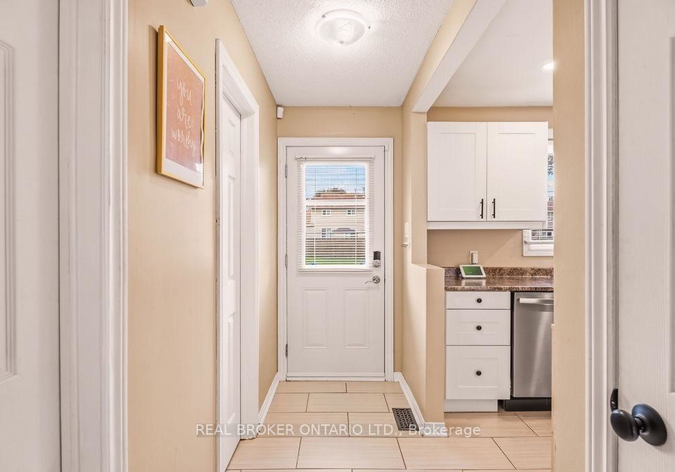 119-teal-crescent-ottawa-ontario-x13716892
