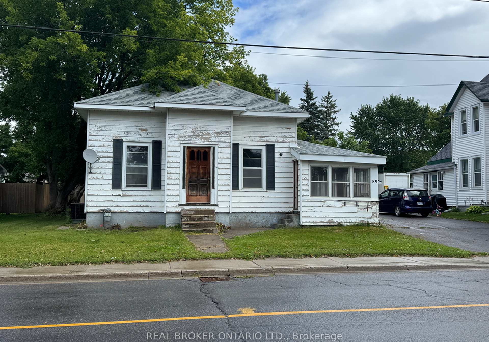 89-queen-street-smiths-falls-ontario-x13716944