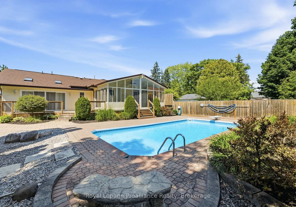 11-addison-street-brighton-ontario-x13716954