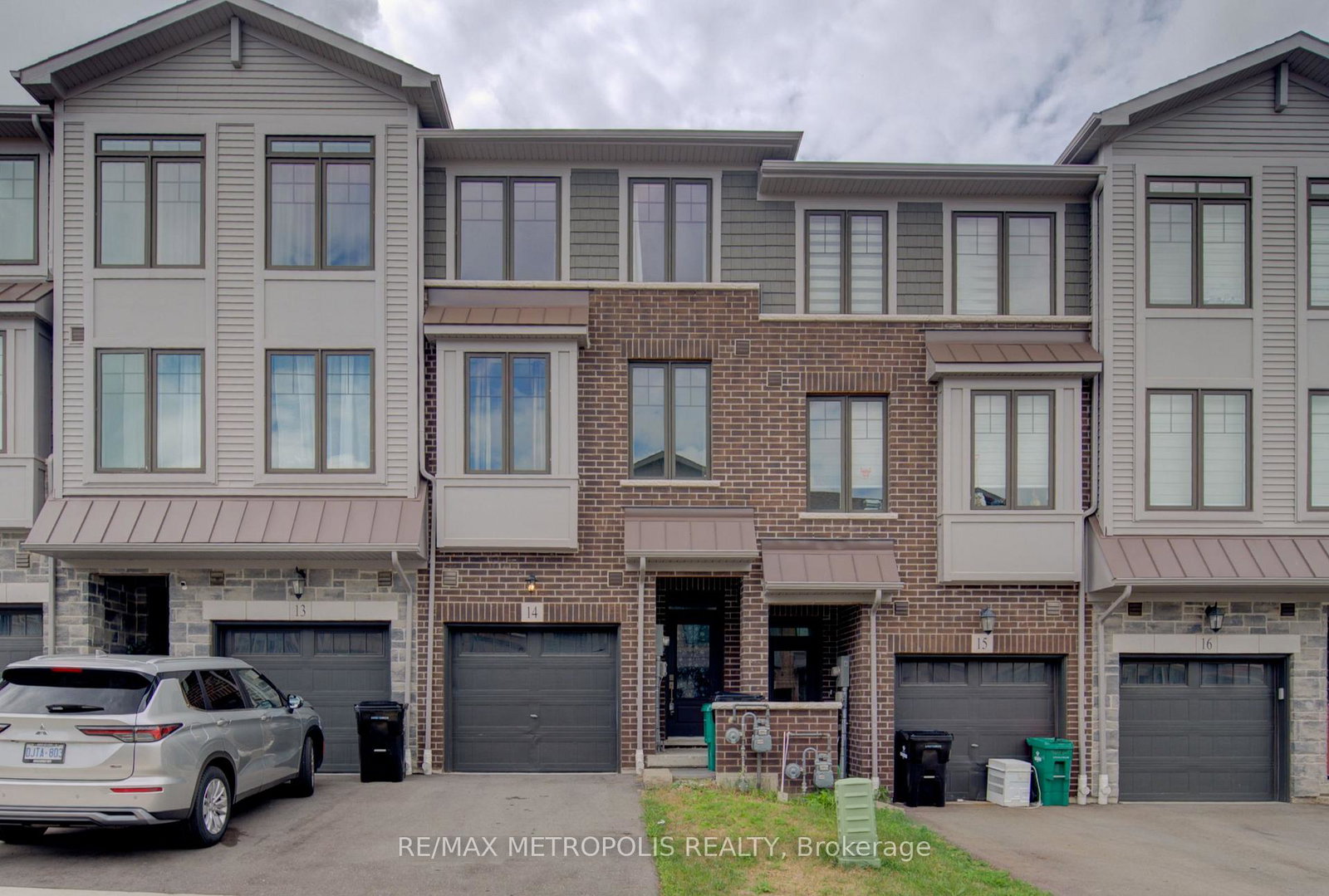 10-birmingham-drive-cambridge-ontario-x13717142