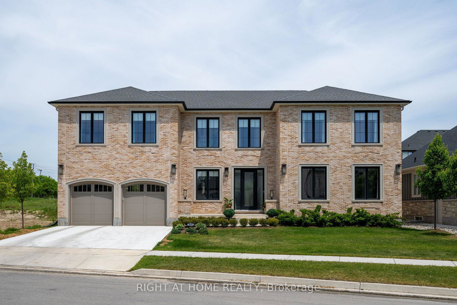 372-manhattan-drive-london-south-ontario-x13717264