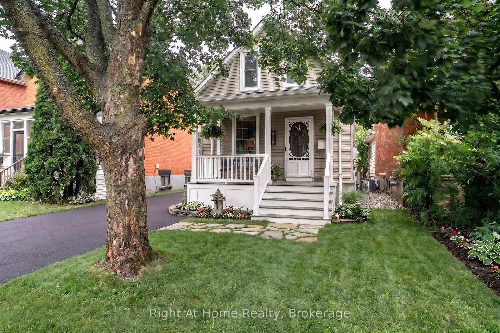 386-albert-street-stratford-ontario-x13717270