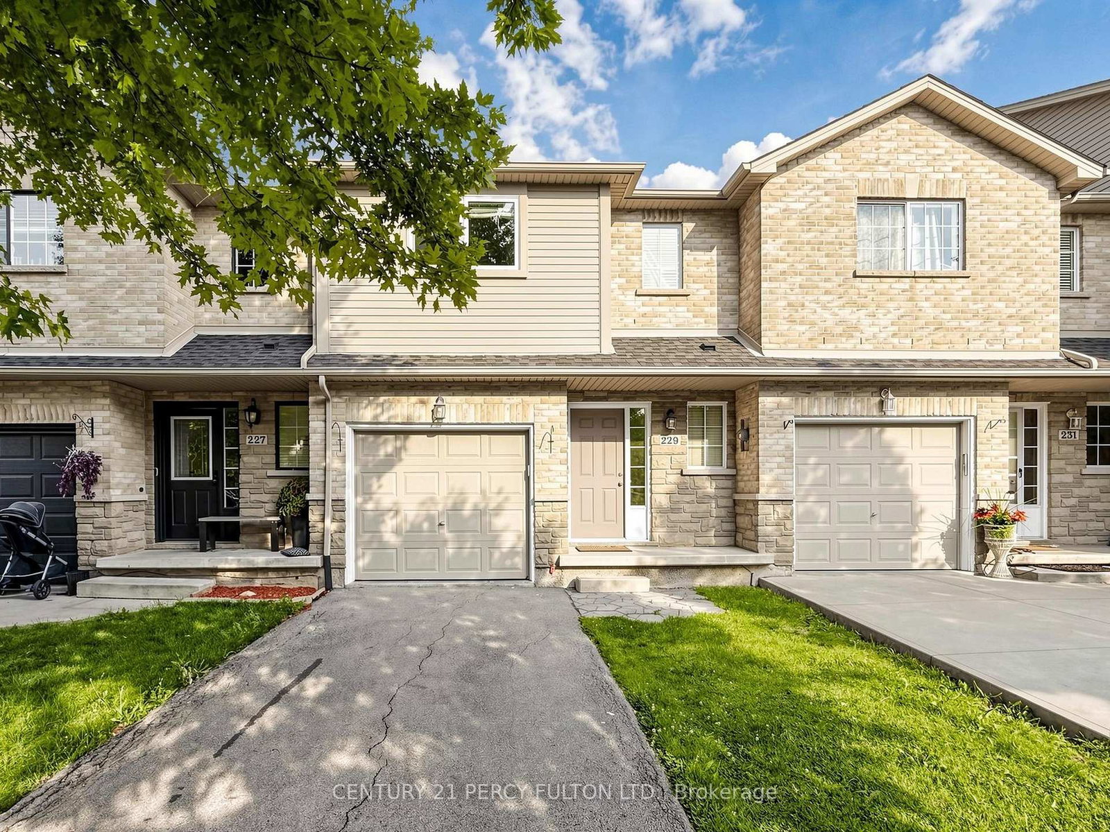 229-dicenzo-drive-hamilton-ontario-x13717580